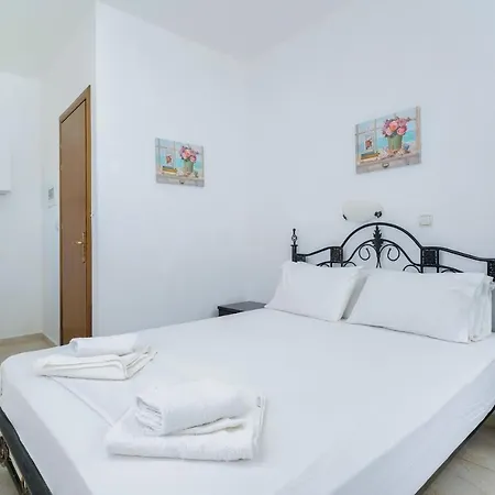Hotel Pansion Limanaki à Amoliani Extérieur photo